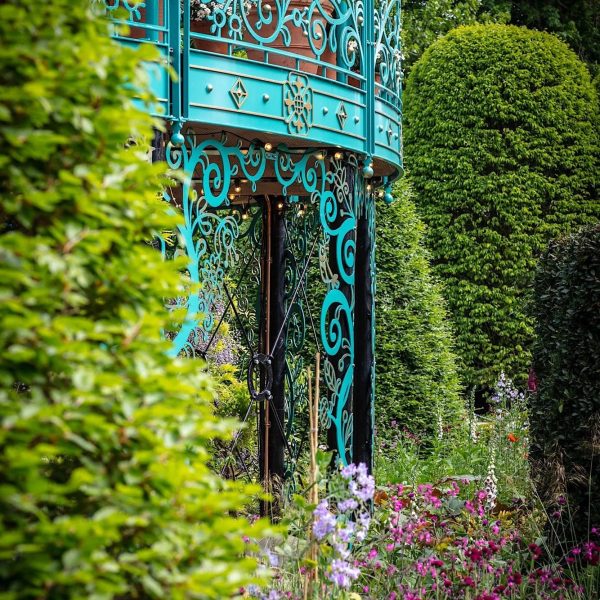 imgi_32_metalmade_Coronation_Garden__9476