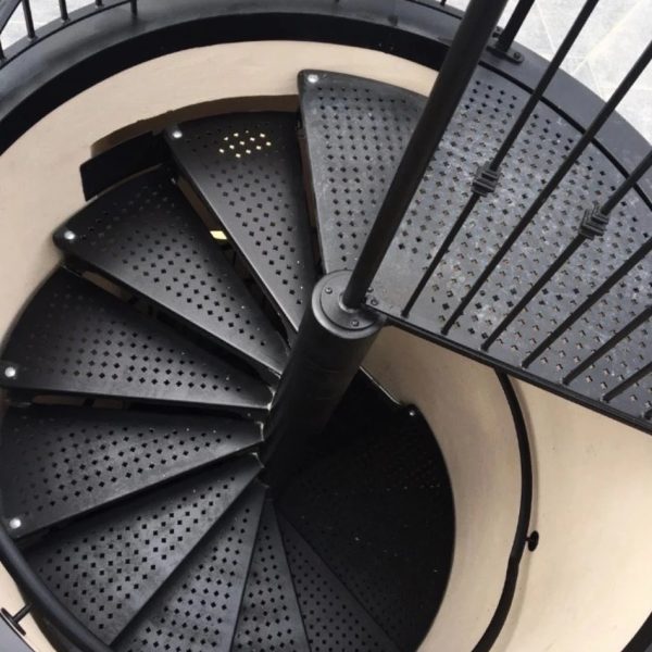 imgi_4_Stairs